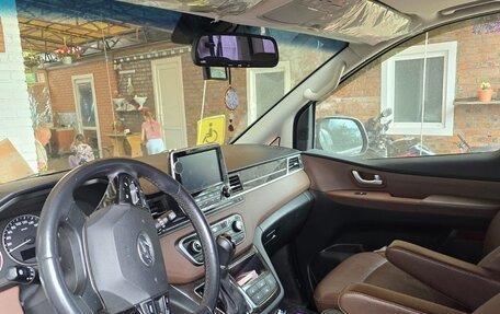 Hyundai Grand Starex Grand Starex I рестайлинг 2, 2018 год, 4 250 000 рублей, 6 фотография