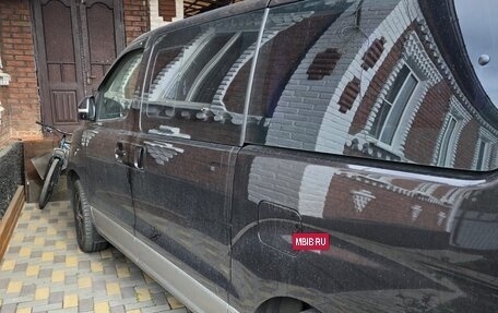 Hyundai Grand Starex Grand Starex I рестайлинг 2, 2018 год, 4 250 000 рублей, 3 фотография