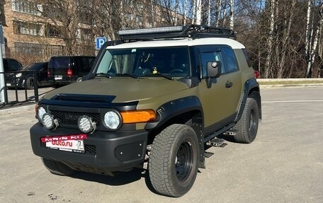 Toyota FJ Cruiser, 2011 год, 3 000 000 рублей, 12 фотография