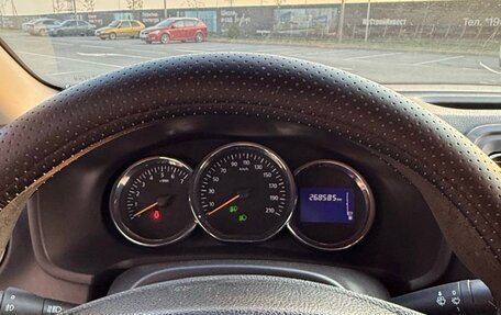 Renault Logan II, 2014 год, 440 000 рублей, 19 фотография