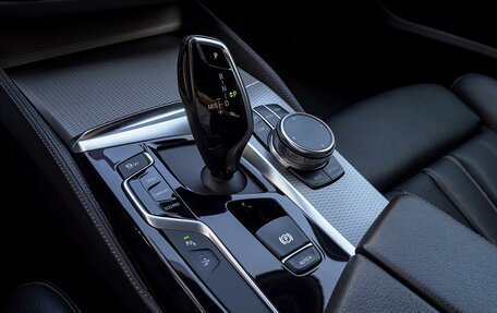 BMW 6 серия, 2018 год, 3 630 000 рублей, 15 фотография