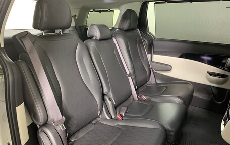 KIA Carnival, 2021 год, 3 570 000 рублей, 17 фотография