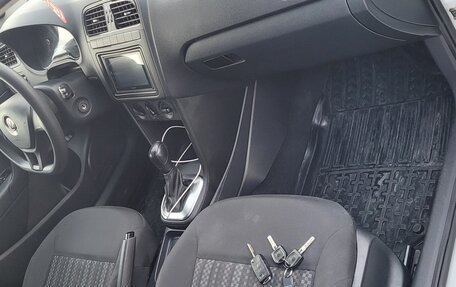 Volkswagen Polo VI (EU Market), 2016 год, 900 000 рублей, 6 фотография