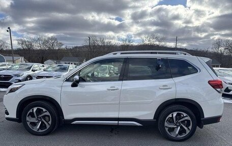 Subaru Forester, 2023 год, 3 600 000 рублей, 3 фотография