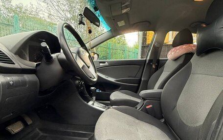 Hyundai Solaris II рестайлинг, 2012 год, 690 000 рублей, 14 фотография