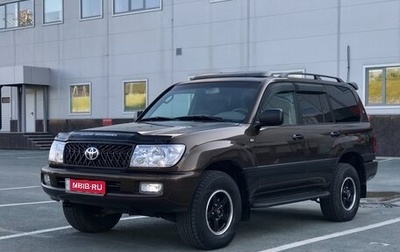 Toyota Land Cruiser 100 рестайлинг 2, 2006 год, 4 000 000 рублей, 1 фотография