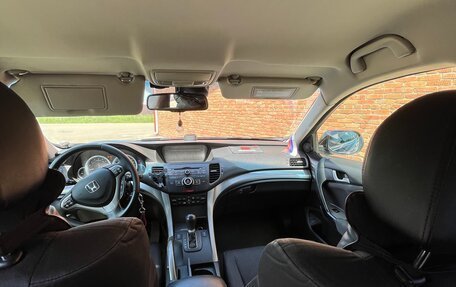 Honda Accord VIII рестайлинг, 2008 год, 1 000 000 рублей, 3 фотография