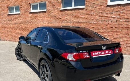 Honda Accord VIII рестайлинг, 2008 год, 1 000 000 рублей, 2 фотография