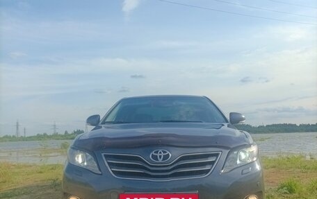 Toyota Camry, 2011 год, 1 500 000 рублей, 6 фотография