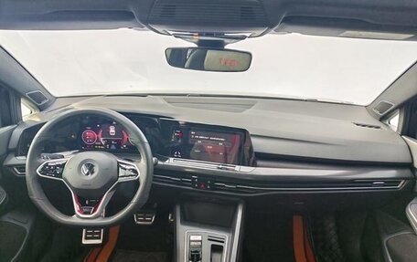 Volkswagen Golf GTI, 2022 год, 2 306 000 рублей, 9 фотография