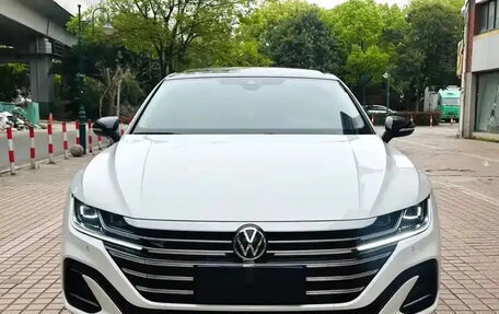 Volkswagen Arteon I, 2021 год, 2 300 000 рублей, 3 фотография