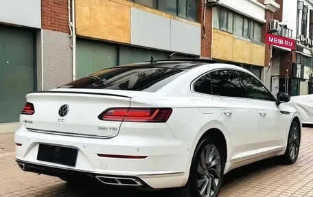 Volkswagen Arteon I, 2021 год, 2 300 000 рублей, 4 фотография