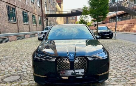 BMW iX, 2022 год, 8 588 447 рублей, 2 фотография