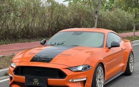 Ford Mustang VI рестайлинг, 2022 год, 3 000 000 рублей, 2 фотография