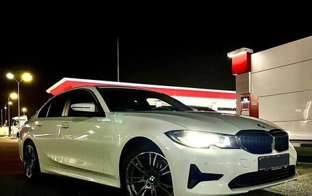 BMW 3 серия, 2019 год, 3 380 000 рублей, 2 фотография