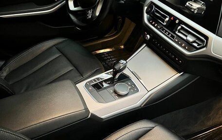 BMW 3 серия, 2019 год, 3 380 000 рублей, 12 фотография