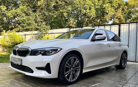 BMW 3 серия, 2019 год, 3 380 000 рублей, 17 фотография