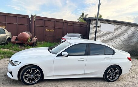BMW 3 серия, 2019 год, 3 380 000 рублей, 26 фотография