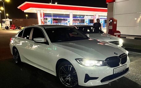 BMW 3 серия, 2019 год, 3 380 000 рублей, 28 фотография