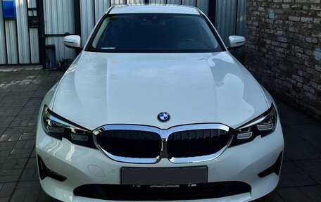 BMW 3 серия, 2019 год, 3 380 000 рублей, 23 фотография