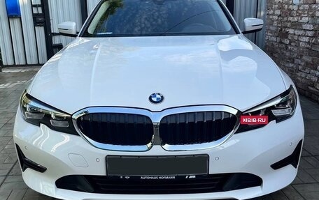 BMW 3 серия, 2019 год, 3 380 000 рублей, 29 фотография