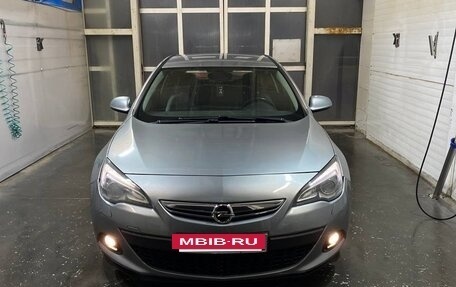 Opel Astra J, 2012 год, 910 000 рублей, 2 фотография