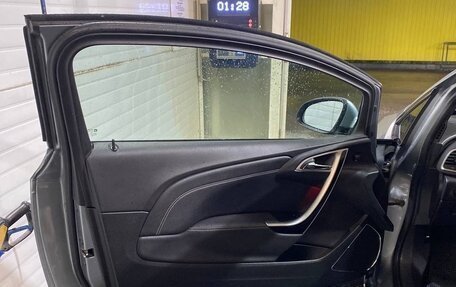 Opel Astra J, 2012 год, 910 000 рублей, 19 фотография