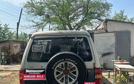 Mitsubishi Pajero III рестайлинг, 1993 год, 400 000 рублей, 5 фотография