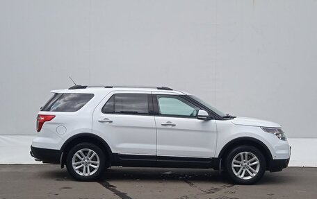 Ford Explorer VI, 2015 год, 1 960 000 рублей, 5 фотография