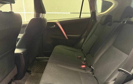 Toyota RAV4, 2014 год, 1 850 000 рублей, 16 фотография