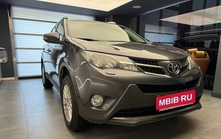 Toyota RAV4, 2014 год, 1 850 000 рублей, 3 фотография