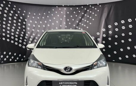 Toyota Vitz, 2016 год, 880 000 рублей, 2 фотография