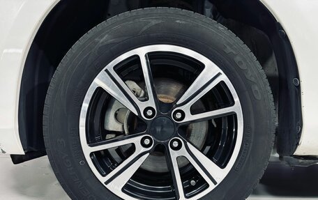 Toyota Vitz, 2016 год, 880 000 рублей, 10 фотография