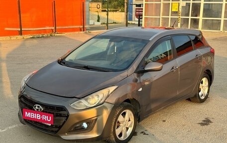 Hyundai i30 II рестайлинг, 2014 год, 600 000 рублей, 2 фотография