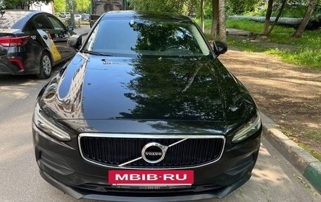 Volvo S90 II рестайлинг, 2019 год, 2 700 000 рублей, 3 фотография