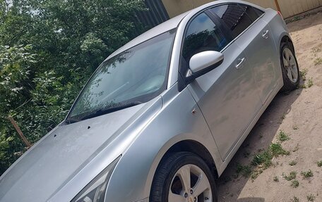 Chevrolet Cruze II, 2011 год, 800 000 рублей, 9 фотография