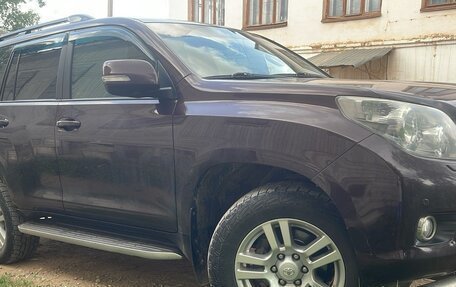 Toyota Land Cruiser Prado 150 рестайлинг 2, 2011 год, 2 450 000 рублей, 3 фотография