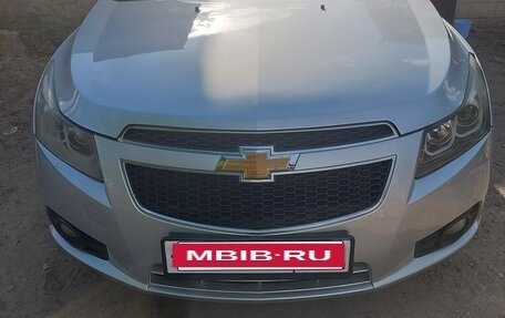Chevrolet Cruze II, 2011 год, 800 000 рублей, 5 фотография