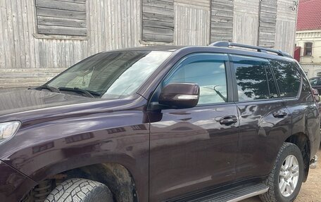 Toyota Land Cruiser Prado 150 рестайлинг 2, 2011 год, 2 450 000 рублей, 6 фотография