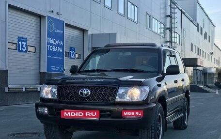 Toyota Land Cruiser 100 рестайлинг 2, 2006 год, 4 000 000 рублей, 7 фотография