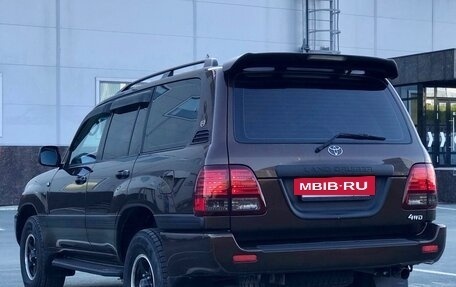 Toyota Land Cruiser 100 рестайлинг 2, 2006 год, 4 000 000 рублей, 6 фотография