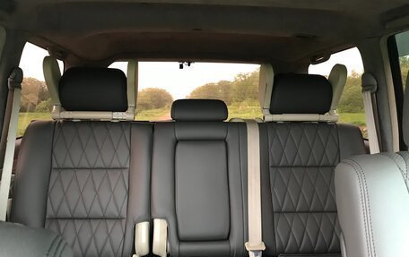 Toyota Land Cruiser 100 рестайлинг 2, 2006 год, 4 000 000 рублей, 15 фотография