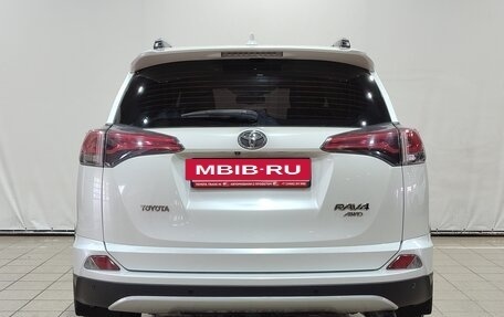 Toyota RAV4, 2018 год, 3 150 000 рублей, 6 фотография