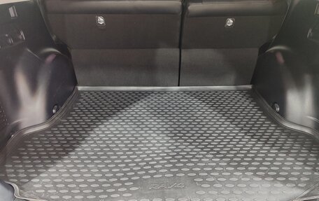 Toyota RAV4, 2018 год, 3 150 000 рублей, 12 фотография