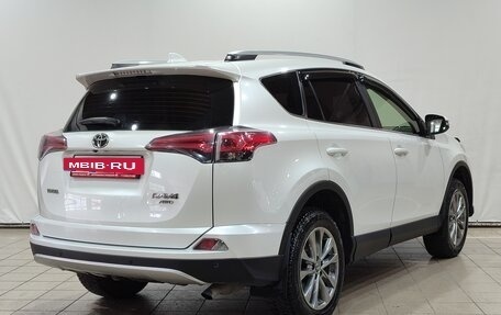 Toyota RAV4, 2018 год, 3 150 000 рублей, 5 фотография