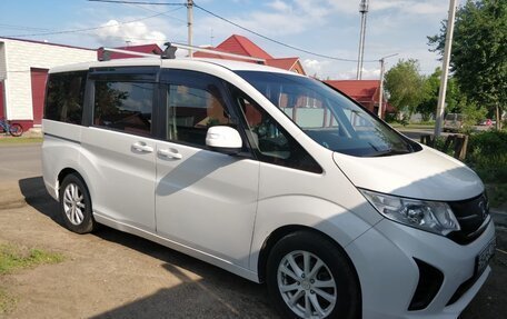 Honda Stepwgn IV, 2015 год, 1 700 000 рублей, 2 фотография