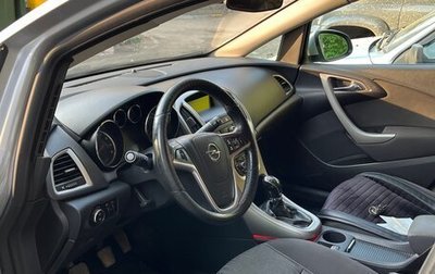 Opel Astra J, 2011 год, 790 000 рублей, 1 фотография