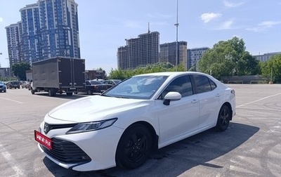 Toyota Camry, 2019 год, 2 400 000 рублей, 1 фотография