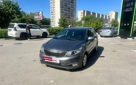 KIA Rio III рестайлинг, 2016 год, 1 000 000 рублей, 2 фотография