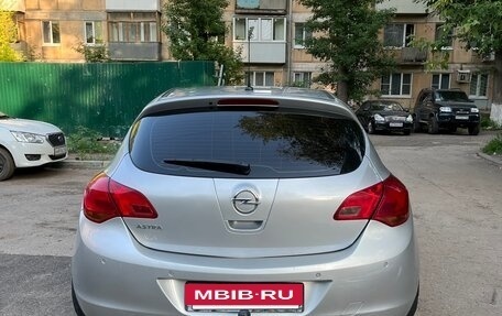Opel Astra J, 2011 год, 790 000 рублей, 4 фотография